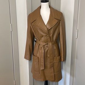 Vintage 70’s genuine leather belted trench coat